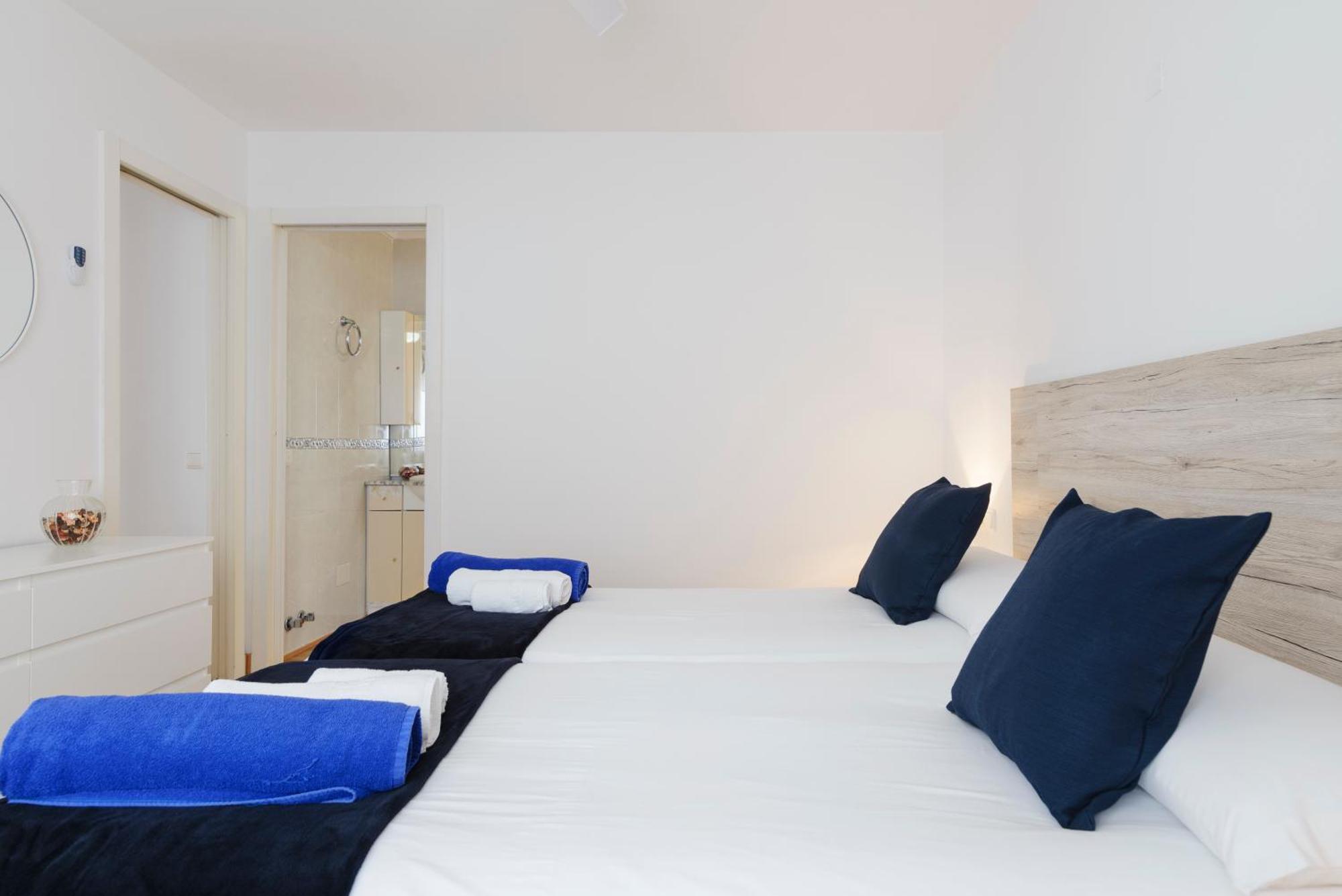 Sea Front Apartment In Marbella Center Ngoại thất bức ảnh